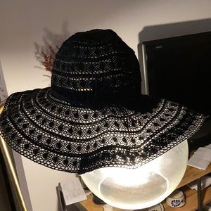 Black summer hat